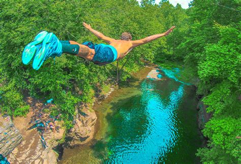 It is never recommended that anyone attempt jumping from heights of 40 feet or more. The locations listed below are popular locations for cliff jumping in North Carolina . Location: Carrigan Farms. City/County, State: Mooresville, North Carolina. Devil’s Washtub. Moravian Falls, North Carolina. Elk River Falls.